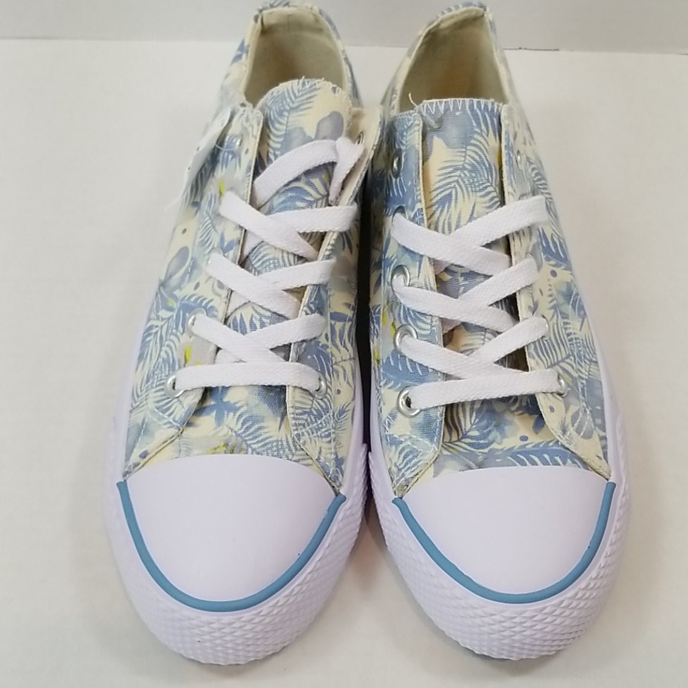 Air walk Sneakers for the Ladies